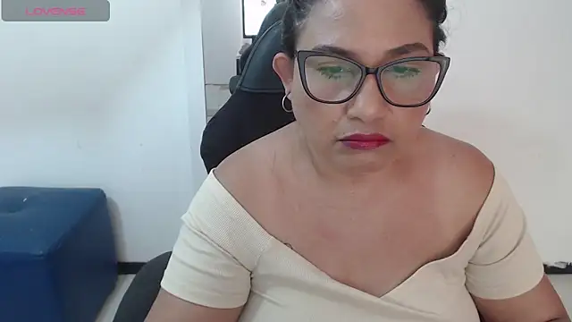 Katha Marck online show from April 17, 3:04 pm