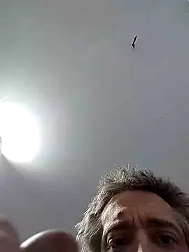 Snapshot of begood4daddy2day chatting on December 7, 2:57 pm begood4daddy2day online show from December 7, 2:57 pm