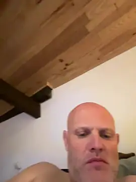 davigochi77bcn online show from February 25, 2:25 am