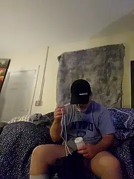 Hotredheadandtoungelasher online show from February 3, 5:40 am