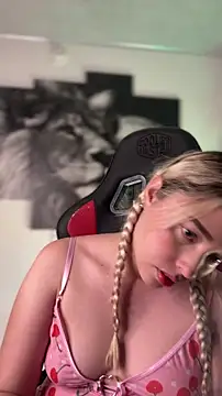 Irisweet  online show from February 6, 10:24 pm