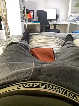 Snapshot of Luishorny19 chatting on January 18, 2:12 pm Luishorny19 online show from January 18, 2:12 pm