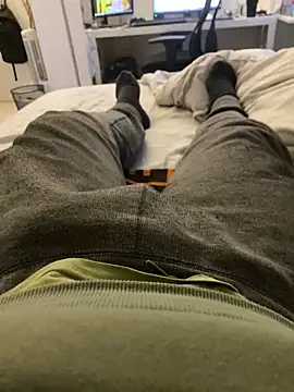 Snapshot of Luishorny19 chatting on January 21, 3:32 pm Luishorny19 online show from January 21, 3:32 pm