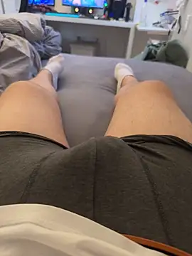 Snapshot of Luishorny19 chatting on October 20, 3:45 pm Luishorny19 online show from October 20, 3:45 pm