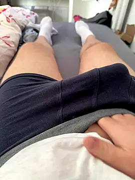 Snapshot of Luishorny19 chatting on November 4, 11:42 am Luishorny19 online show from November 4, 11:42 am