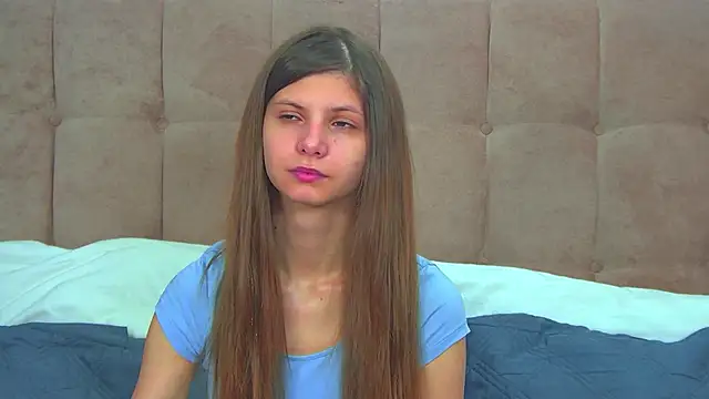 Snapshot of AudreyBarlow chatting on December 3, 6:21 am AudreyBarlow online show from December 3, 6:21 am