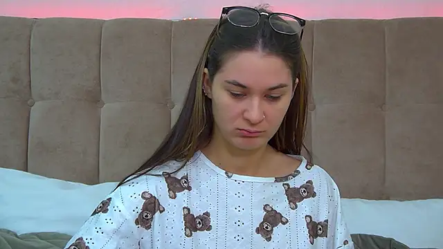 Snapshot of RachelSimpson chatting on January 16, 7:20 pm RachelSimpson online show from January 16, 7:20 pm