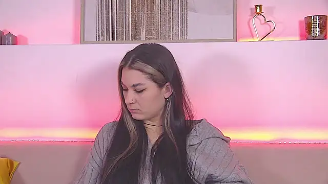 Snapshot of RachelSimpson chatting on February 3, 3:42 am RachelSimpson online show from February 3, 3:42 am