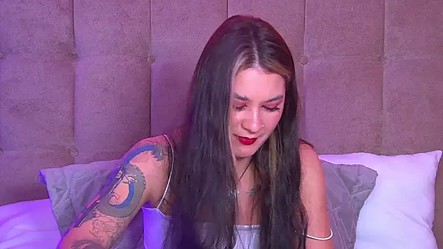 Snapshot of RachelSimpson chatting on February 10, 10:09 pm RachelSimpson online show from February 10, 10:09 pm