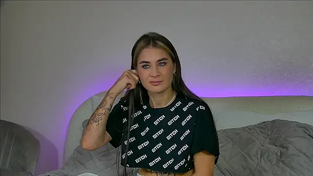 Snapshot of RachelSimpson chatting on September 10, 6:41 pm RachelSimpson online show from September 10, 6:41 pm