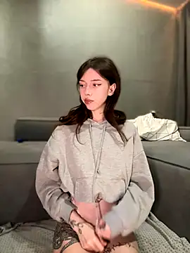 Snapshot of Bastet chatting on October 2, 6:04 pm Bastet online show from October 2, 6:04 pm