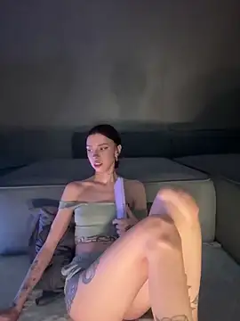 Snapshot of Bastet chatting on October 31, 8:43 pm Bastet online show from October 31, 8:43 pm