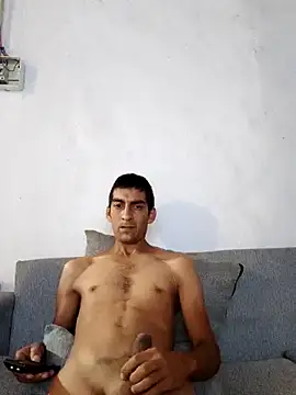 Snapshot of Elverguditojaja chatting on February 28, 2:01 am Elverguditojaja online show from February 28, 2:01 am