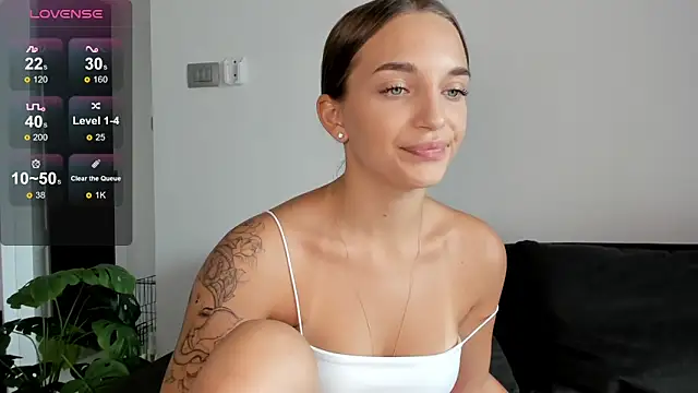 minimaya online show from December 14, 6:24 am