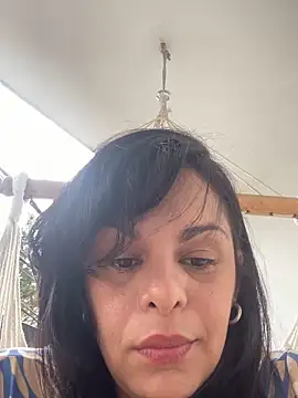 Snapshot of Kataliina chatting on May 1, 2:21 pm Kataliina online show from May 1, 2:21 pm