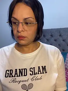 Snapshot of Kataliina chatting on May 26, 2:18 am Kataliina online show from May 26, 2:18 am