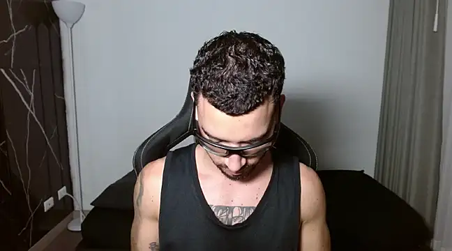 Dangerous-Men online show from February 12, 7:02 am