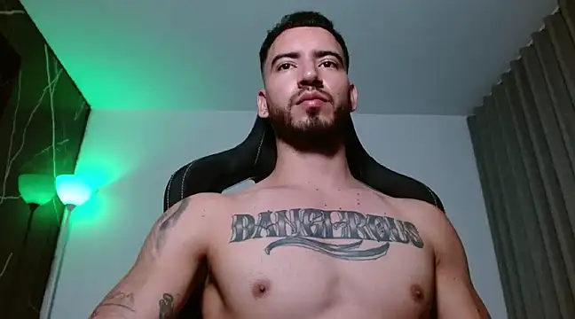 Dangerous-Men online show from February 14, 4:26 am