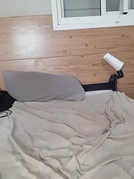 ayndeu online show from October 27, 2:32 pm