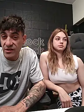 Snapshot of Elnonoykeila77 chatting on November 26, 2:07 pm Elnonoykeila77 online show from November 26, 2:07 pm