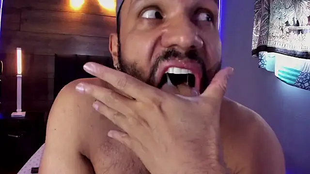 anthonylatynxd online show from February 9, 2:29 pm