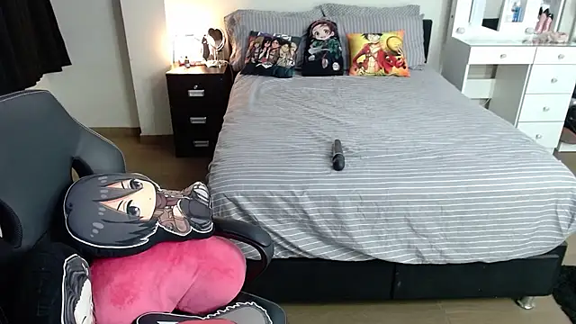 kittykat18x online show from January 9, 8:33 pm