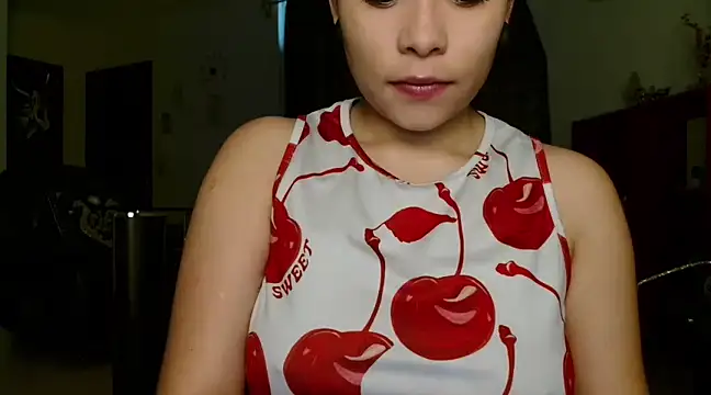 Snapshot of 3littleschoolteens chatting on February 6, 8:56 pm 3littleschoolteens online show from February 6, 8:56 pm