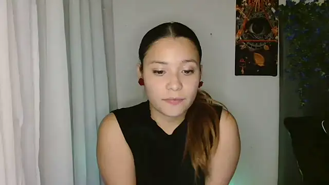 3littleschoolteens online show from December 3, 5:59 am