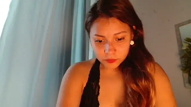 Snapshot of 3littleschoolteens chatting on May 9, 6:57 pm 3littleschoolteens online show from May 9, 6:57 pm
