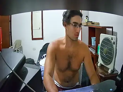 lechero226 online show from December 14, 2:28 am