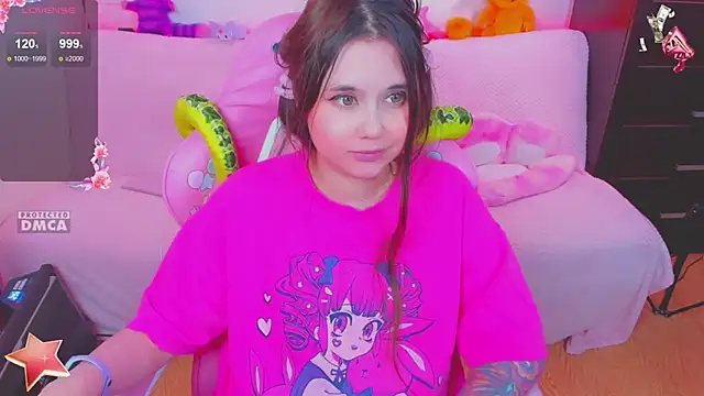 Snapshot of Lolisuccub chatting on January 23, 7:18 pm Lolisuccub online show from January 23, 7:18 pm