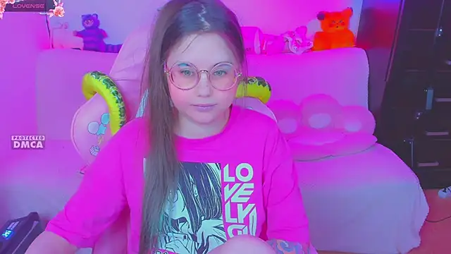 Snapshot of Lolisuccub chatting on February 10, 7:07 pm Lolisuccub online show from February 10, 7:07 pm