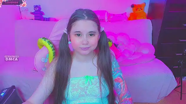 Snapshot of Lolisuccub chatting on February 11, 7:05 pm Lolisuccub online show from February 11, 7:05 pm