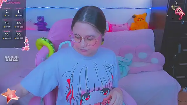 Snapshot of Lolisuccub chatting on February 19, 6:43 pm Lolisuccub online show from February 19, 6:43 pm