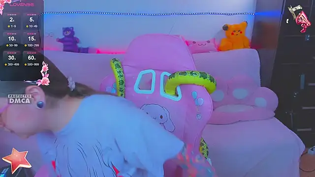 Snapshot of Lolisuccub chatting on February 22, 5:57 pm Lolisuccub online show from February 22, 5:57 pm