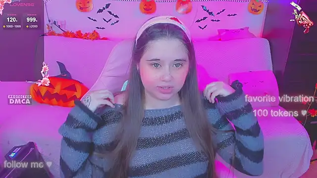 Snapshot of Lolisuccub chatting on October 15, 1:00 pm Lolisuccub online show from October 15, 1:00 pm