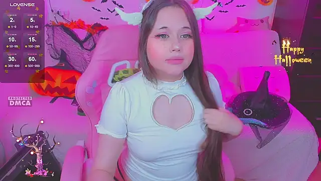 Snapshot of Lolisuccub chatting on November 10, 6:29 pm Lolisuccub online show from November 10, 6:29 pm