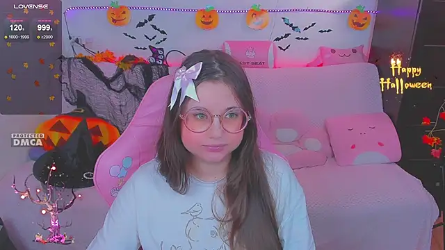 Snapshot of Lolisuccub chatting on November 26, 4:52 pm Lolisuccub online show from November 26, 4:52 pm