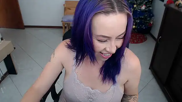 Snapshot of charlottezoe15 chatting on November 20, 5:34 pm charlottezoe15 online show from November 20, 5:34 pm