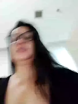 keilymadam online show from January 17, 3:11 pm