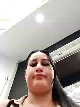 keilymadam online show from January 29, 5:35 pm