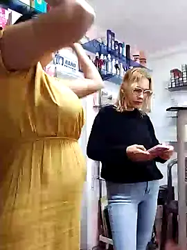 keilymadam online show from January 31, 4:17 pm