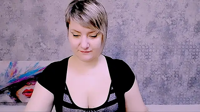 Snapshot of Djullia chatting on January 28, 6:05 am Djullia online show from January 28, 6:05 am