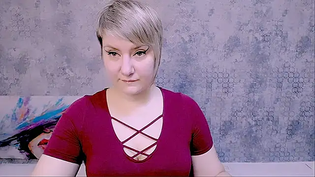 Snapshot of Djullia chatting on February 19, 10:01 am Djullia online show from February 19, 10:01 am