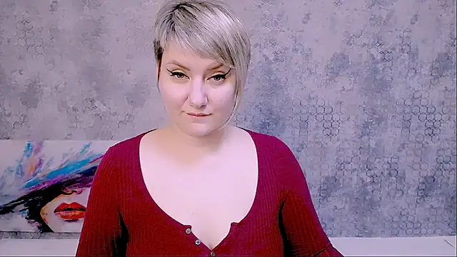 Snapshot of Djullia chatting on February 20, 12:15 pm Djullia online show from February 20, 12:15 pm