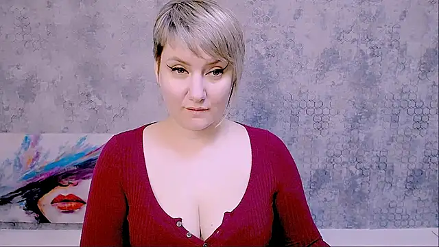 Snapshot of Djullia chatting on February 24, 3:20 pm Djullia online show from February 24, 3:20 pm