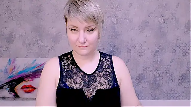 Snapshot of Djullia chatting on February 27, 3:26 pm Djullia online show from February 27, 3:26 pm