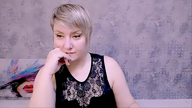 Snapshot of Djullia chatting on March 6, 6:08 am Djullia online show from March 6, 6:08 am