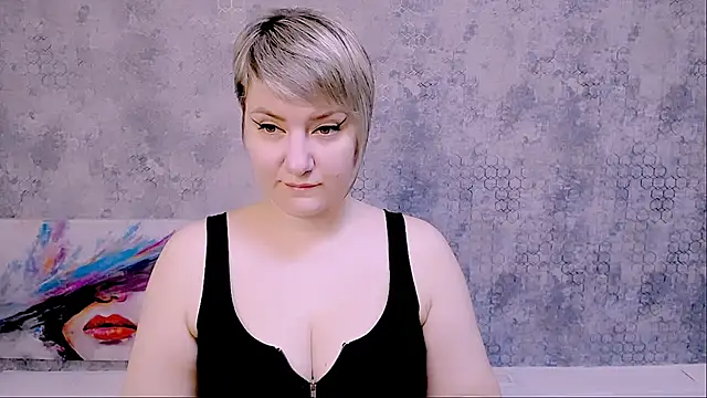 Snapshot of Djullia chatting on March 10, 6:05 am Djullia online show from March 10, 6:05 am