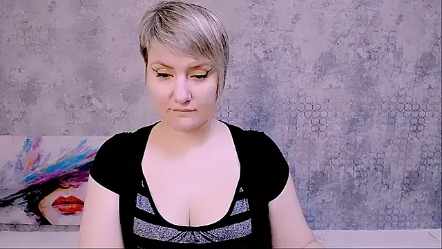 Snapshot of Djullia chatting on March 13, 9:10 am Djullia online show from March 13, 9:10 am